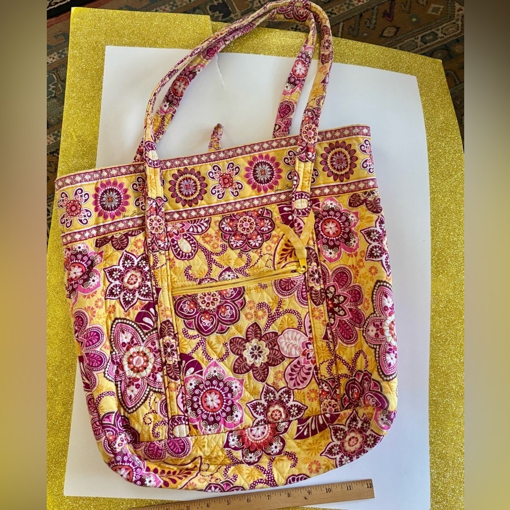 Vera Bradley large tote - Picture 8 of 9
